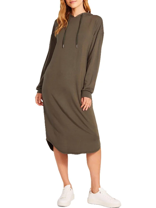 Shift Women Dress with a Simple and Classic Design for Everyday Wear Shift Women Dress with a Simple and Classic Design for Everyday Wear Camden Womens Long Sleeves Calf Midi Dress