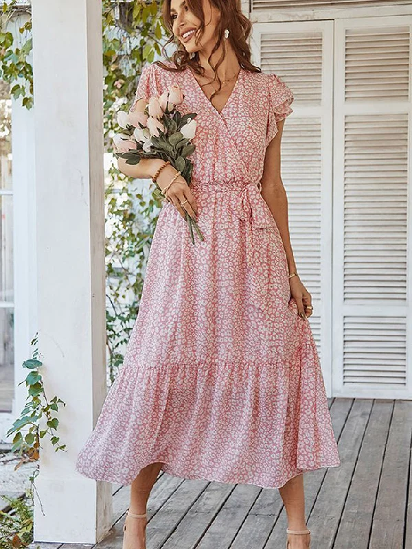 Mini Women Dress with a Short Hem for a Young and Trendy Style Mini Women Dress with a Short Hem for a Young and Trendy Style Live A Little Midi Dress