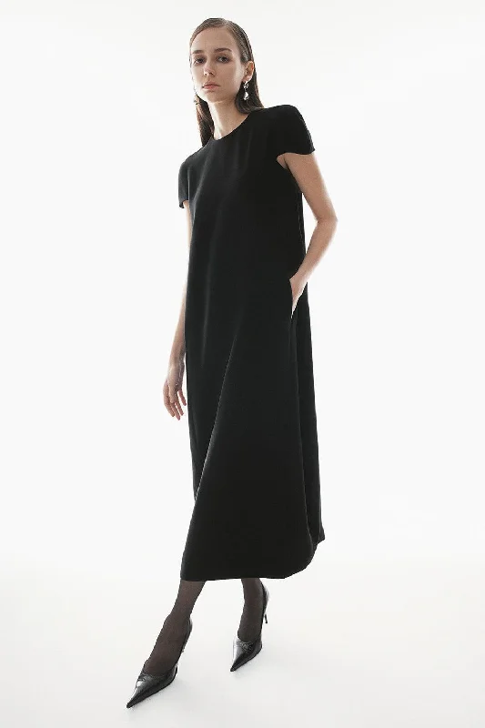 Jezebel Cocoon Round Neck Crepe Calf Length Dress