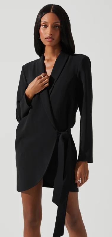 Blazer Dress in Black by ASTR the label