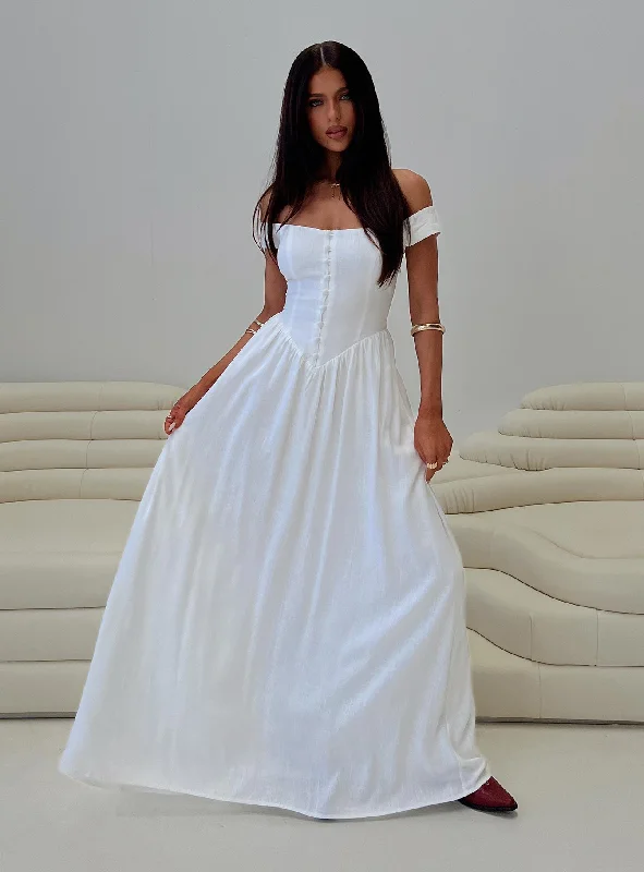 Romantic Maxi Dress White