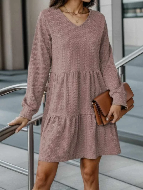 Chic v-neck long sleeve dress